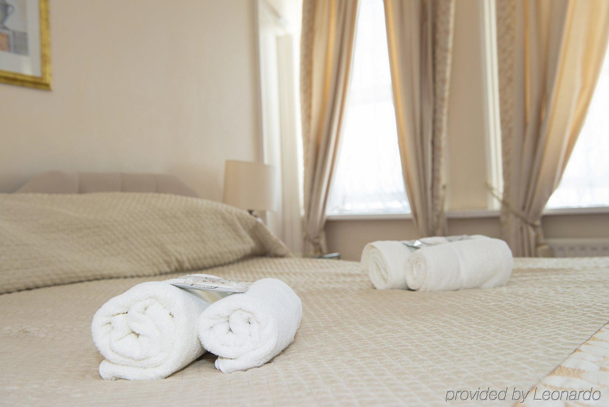 Albany Lions Hotel Eastbourne Zewnętrze zdjęcie
